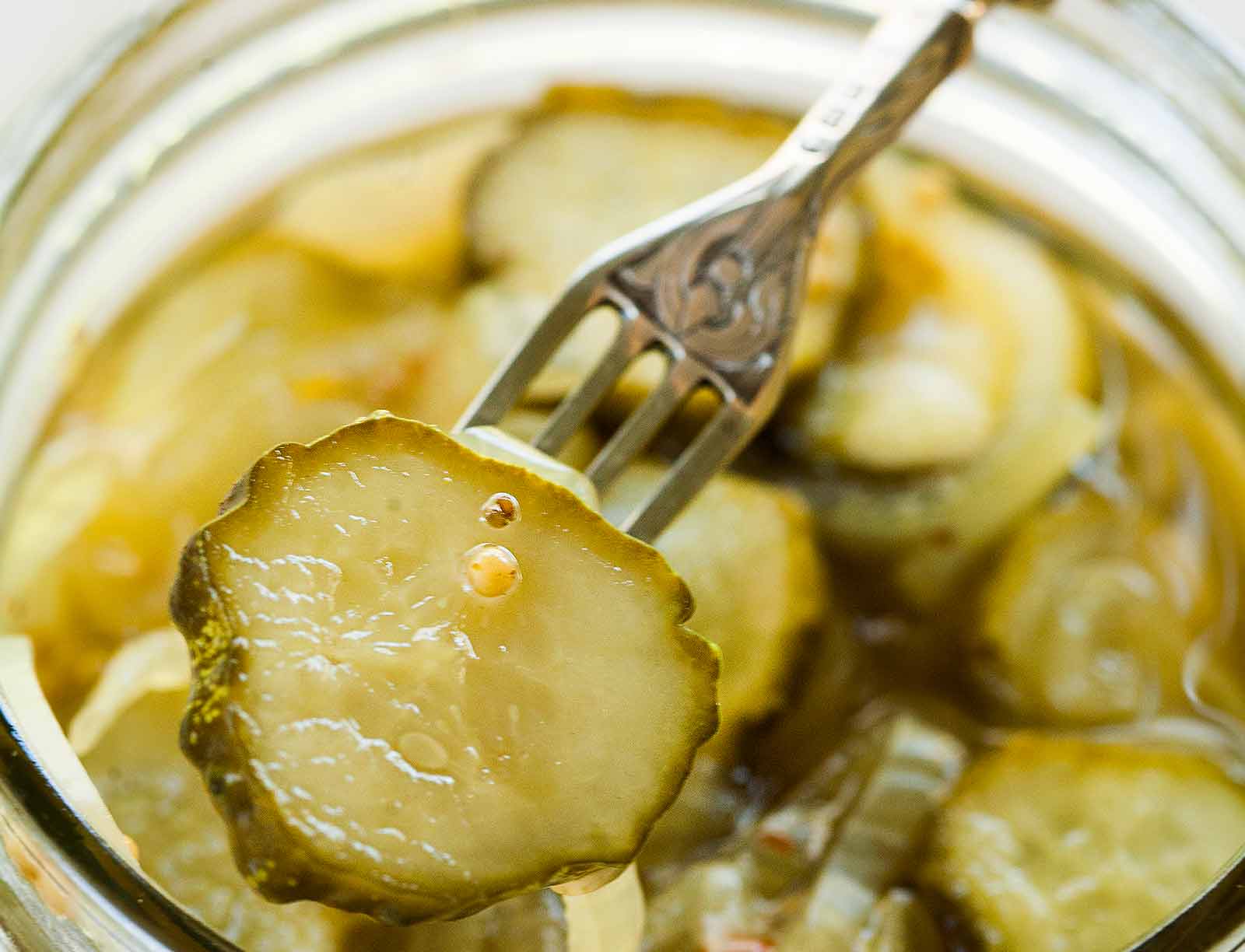 Pickled cucumber slices