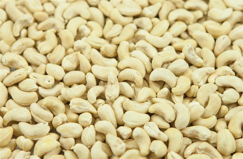 WW450 Cashew Kernels