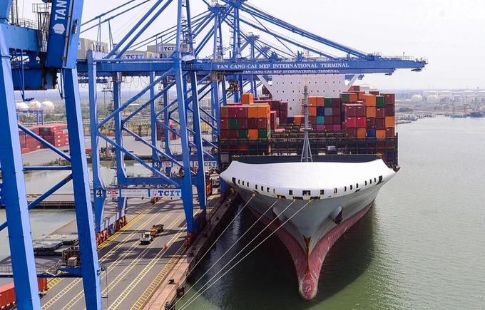 Export businesses are facing difficulties because sea freight rates have skyrocketed