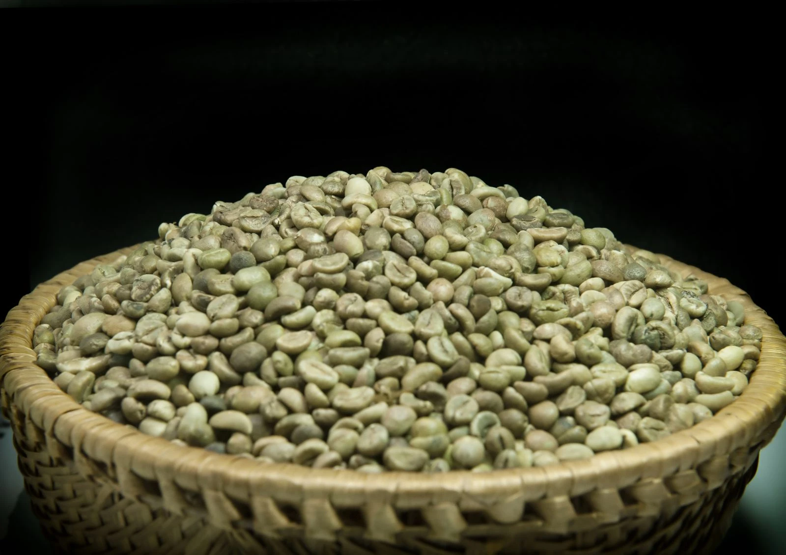 Robusta Coffee Product Dry Processing Type 1, 16 Clean Sieve