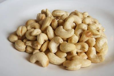 SK1V Cashew Nuts